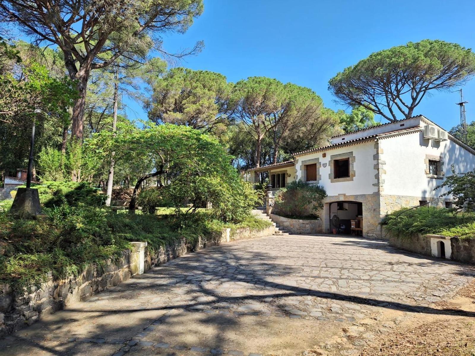 Torre Els Rosers Villa Familiar Llambillas Exterior photo